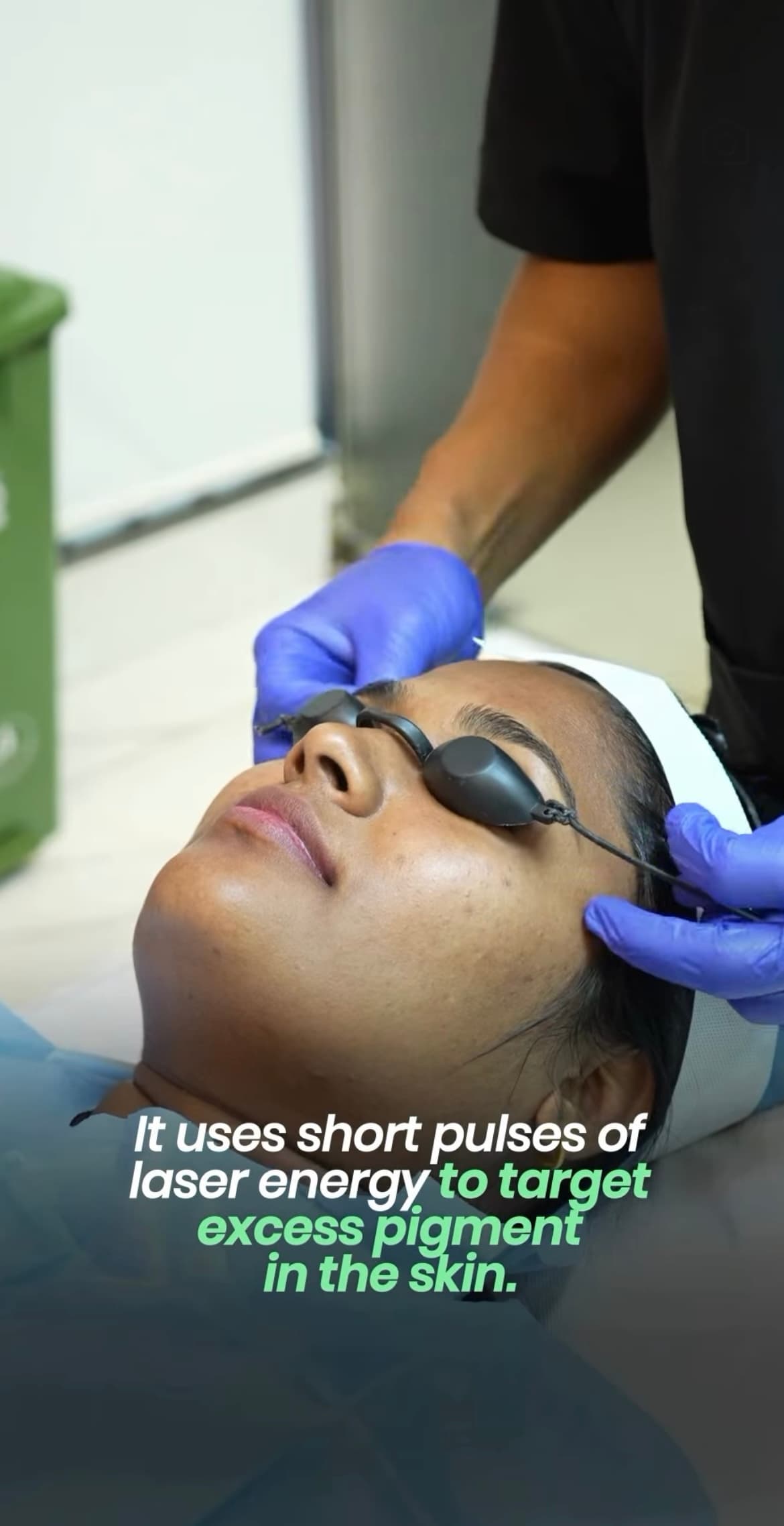 The Skin Clinic: Laser Therapy Reel